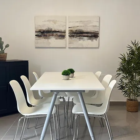 Triplex El Galeon * Адехе