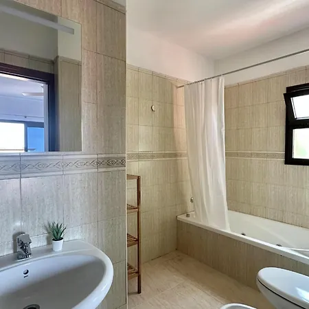 Triplex El Galeon Дом отдыха Адехе